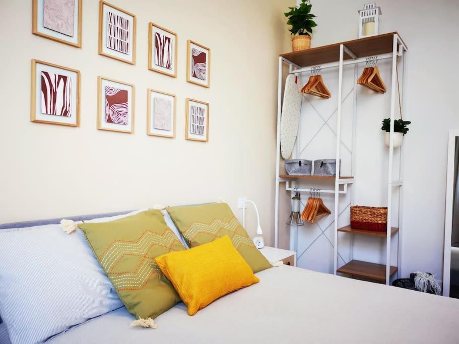 شقة Sunny Flat 50 Meters From The Metro ميلان المظهر الخارجي الصورة